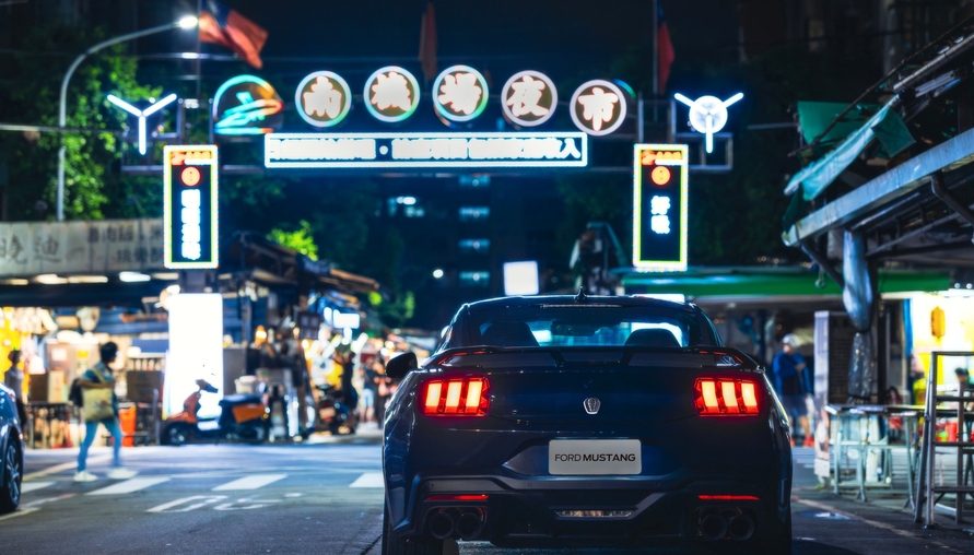 全新Dark HorseTM Premium在台灣首次亮相,為Ford Mustang系列帶來新生命