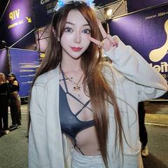 Olivia林 沂 IG:@iamyi1116
