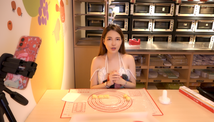 【Beemen-女神人來蜂EP.09】最美熊貓外送員Michelle 雪兒送到家!女神親自點評求生欲低落男友脫口而出欠殺金句!超NG一秒惹怒女友竟然是這個?廣大男性拜託不要踩地雷...